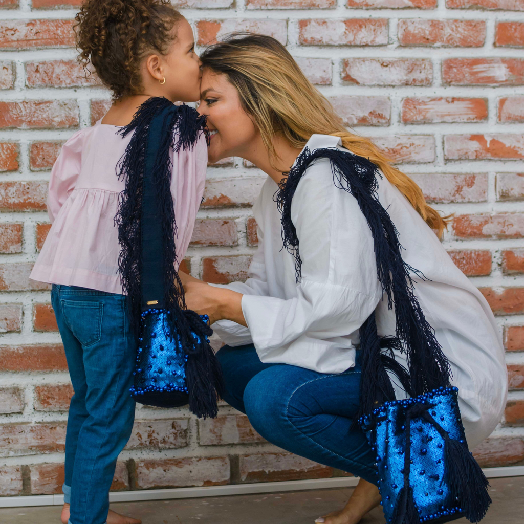 Bolsos para mamás y niños: combinaciones elegantes para mamás y niños